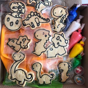Taller decoración galletas de DINOSAURIOS