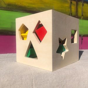 cubo de madera encajes